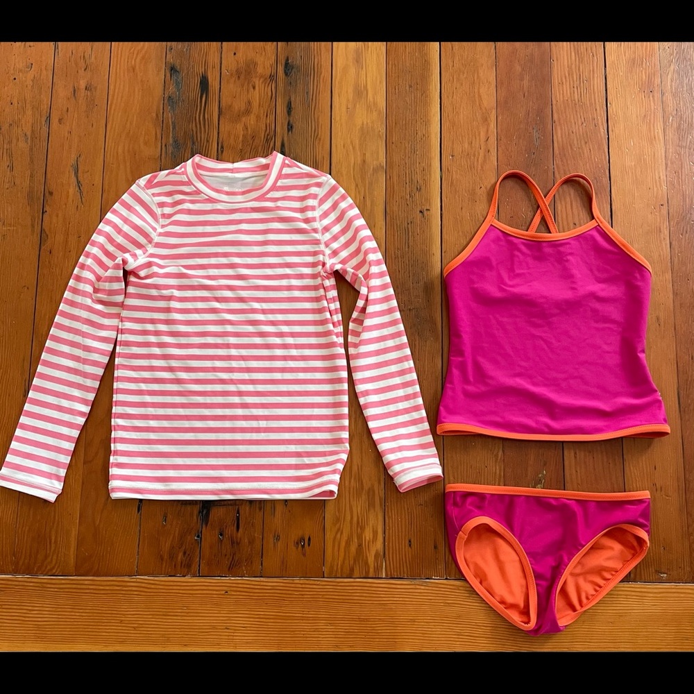 Primary rash guard, reversible swim tank & bottom